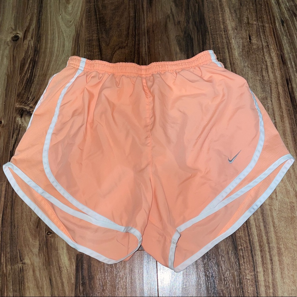 Nike Tempo Short